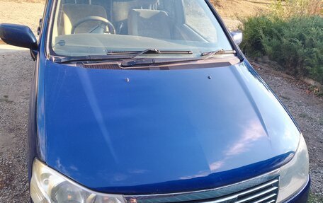 Nissan Liberty, 2003 год, 350 000 рублей, 4 фотография