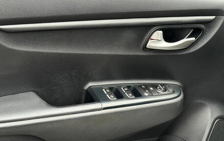 KIA Rio IV, 2021 год, 1 349 000 рублей, 25 фотография