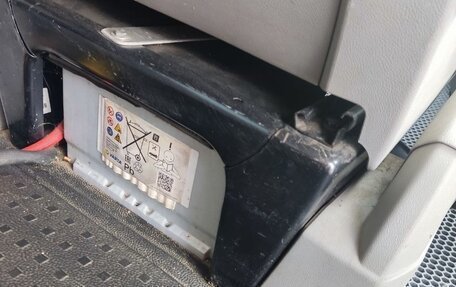 Volkswagen Caravelle T5, 2013 год, 2 650 000 рублей, 7 фотография