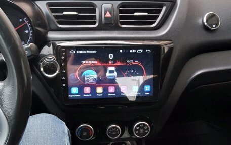 KIA Rio III рестайлинг, 2016 год, 900 000 рублей, 2 фотография