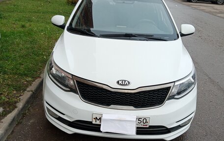 KIA Rio III рестайлинг, 2016 год, 900 000 рублей, 3 фотография