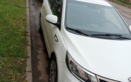 KIA Rio III рестайлинг, 2016 год, 900 000 рублей, 9 фотография