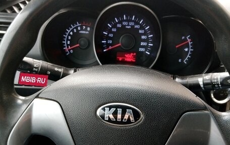 KIA Rio III рестайлинг, 2016 год, 900 000 рублей, 10 фотография