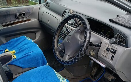 Nissan Liberty, 2001 год, 450 000 рублей, 5 фотография