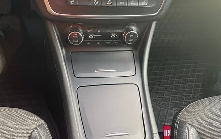 Mercedes-Benz CLA, 2014 год, 1 300 000 рублей, 3 фотография