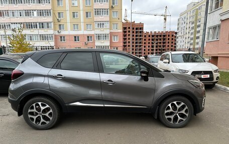 Renault Kaptur I рестайлинг, 2017 год, 1 350 000 рублей, 4 фотография