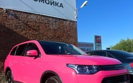 Mitsubishi Outlander III рестайлинг 3, 2014 год, 1 500 000 рублей, 9 фотография