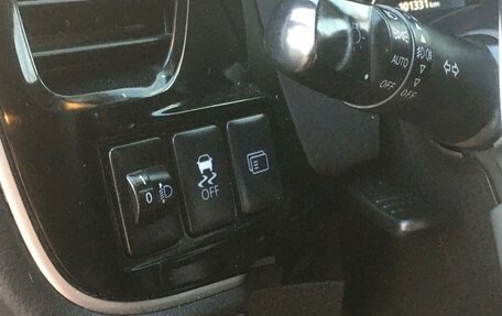 Mitsubishi Outlander III рестайлинг 3, 2014 год, 1 500 000 рублей, 21 фотография