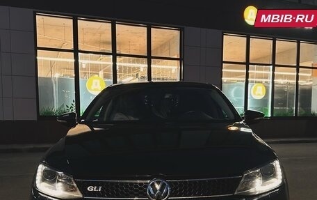 Volkswagen Jetta VI, 2015 год, 1 200 000 рублей, 2 фотография