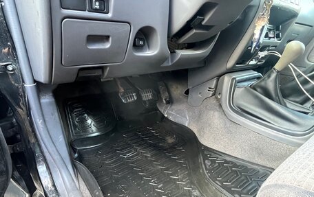 Nissan NP300, 2012 год, 1 100 000 рублей, 11 фотография