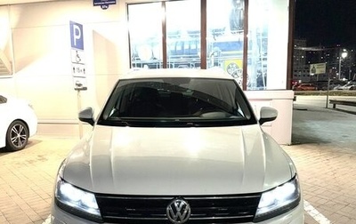 Volkswagen Tiguan II, 2017 год, 2 300 000 рублей, 1 фотография