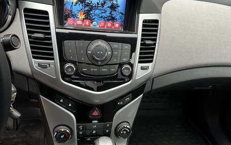 Chevrolet Cruze II, 2011 год, 750 000 рублей, 17 фотография