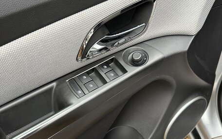 Chevrolet Cruze II, 2011 год, 750 000 рублей, 14 фотография