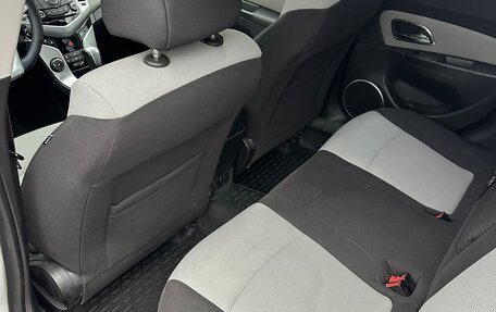 Chevrolet Cruze II, 2011 год, 750 000 рублей, 19 фотография