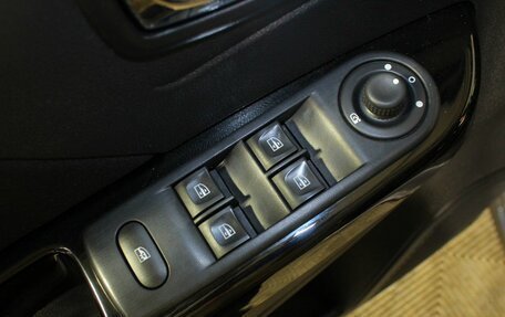 Renault Kaptur I рестайлинг, 2017 год, 1 280 000 рублей, 14 фотография