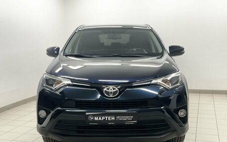 Toyota RAV4, 2018 год, 2 420 000 рублей, 2 фотография