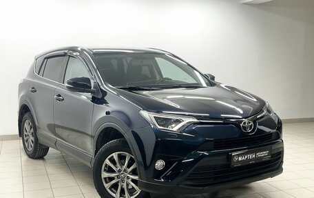 Toyota RAV4, 2018 год, 2 420 000 рублей, 3 фотография