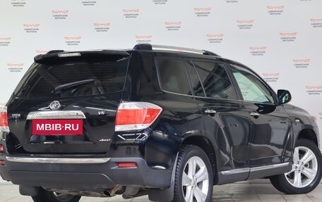 Toyota Highlander III, 2011 год, 1 700 000 рублей, 4 фотография