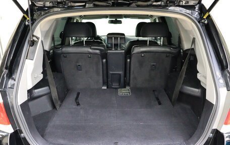 Toyota Highlander III, 2011 год, 1 700 000 рублей, 12 фотография