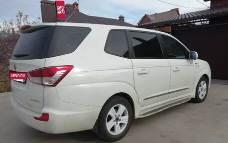 SsangYong Stavic, 2014 год, 1 590 000 рублей, 2 фотография
