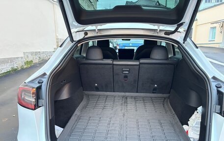 Tesla Model Y I, 2022 год, 4 000 000 рублей, 5 фотография