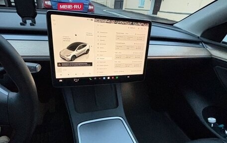 Tesla Model Y I, 2022 год, 4 000 000 рублей, 6 фотография