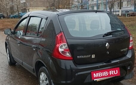 Renault Sandero I, 2012 год, 650 000 рублей, 4 фотография