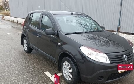 Renault Sandero I, 2012 год, 650 000 рублей, 2 фотография