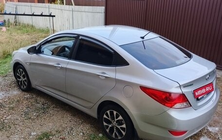 Hyundai Solaris II рестайлинг, 2012 год, 625 000 рублей, 5 фотография