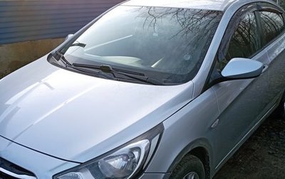 Hyundai Solaris II рестайлинг, 2011 год, 600 000 рублей, 1 фотография