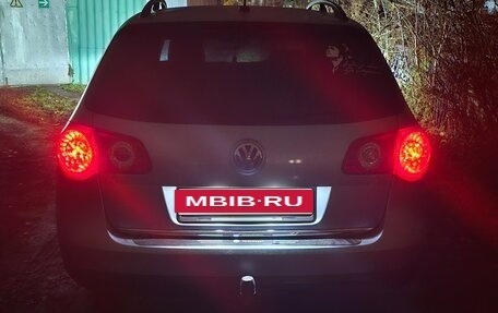 Volkswagen Passat B6, 2005 год, 650 000 рублей, 24 фотография