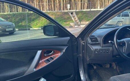 Toyota Camry, 2008 год, 1 300 000 рублей, 6 фотография