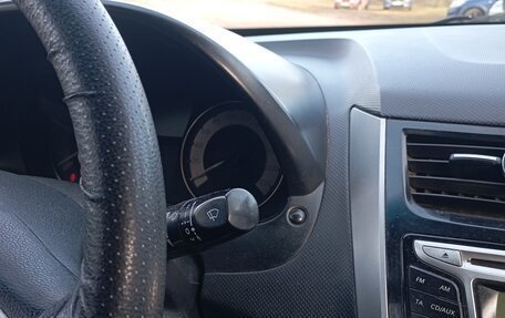 Hyundai Solaris II рестайлинг, 2011 год, 600 000 рублей, 10 фотография