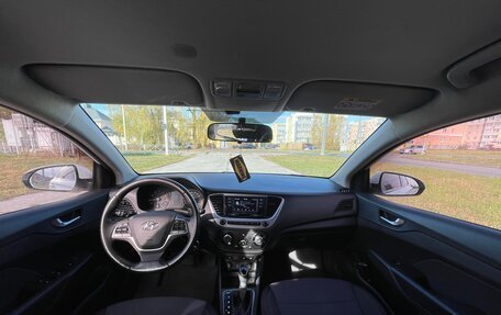 Hyundai Solaris II рестайлинг, 2018 год, 1 050 000 рублей, 10 фотография