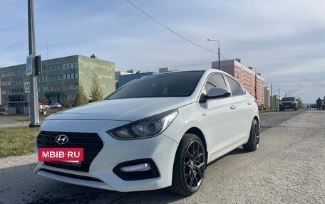 Hyundai Solaris II рестайлинг, 2018 год, 1 050 000 рублей, 4 фотография