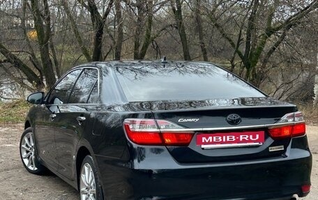 Toyota Camry, 2017 год, 2 150 000 рублей, 8 фотография