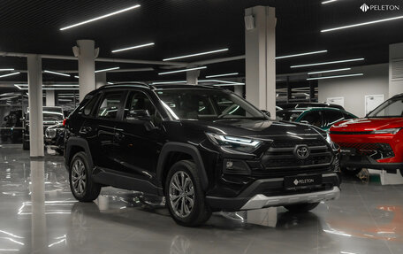 Toyota RAV4, 2025 год, 4 290 000 рублей, 2 фотография