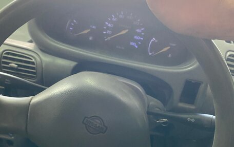 Nissan March II, 1992 год, 110 000 рублей, 5 фотография