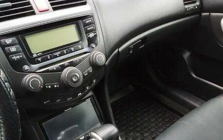 Honda Accord VII рестайлинг, 2004 год, 840 000 рублей, 14 фотография