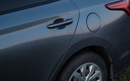 Hyundai Solaris II рестайлинг, 2018 год, 1 050 000 рублей, 8 фотография