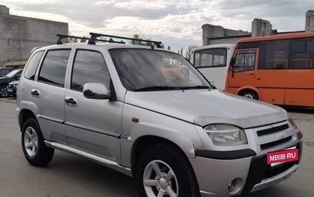 Chevrolet Niva I рестайлинг, 2005 год, 195 000 рублей, 4 фотография