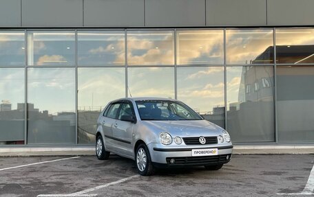 Volkswagen Polo IV рестайлинг, 2004 год, 299 000 рублей, 2 фотография