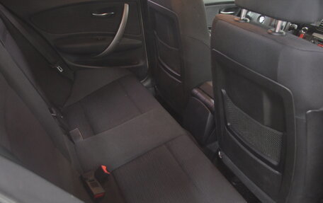 BMW 1 серия, 2010 год, 690 000 рублей, 14 фотография