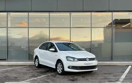 Volkswagen Polo VI (EU Market), 2013 год, 499 000 рублей, 2 фотография