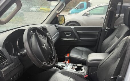 Mitsubishi Pajero IV, 2010 год, 1 250 000 рублей, 8 фотография