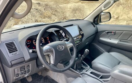 Toyota Hilux VII, 2012 год, 2 050 000 рублей, 8 фотография