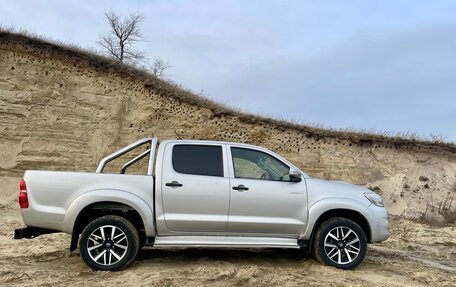 Toyota Hilux VII, 2012 год, 2 050 000 рублей, 16 фотография