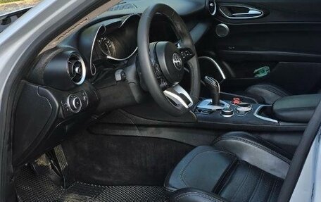 Alfa Romeo Giulia II, 2020 год, 2 400 000 рублей, 5 фотография