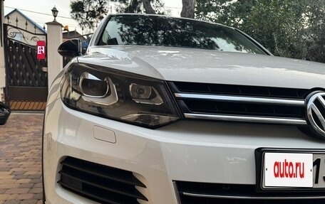 Volkswagen Touareg III, 2012 год, 2 250 000 рублей, 3 фотография