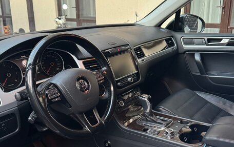 Volkswagen Touareg III, 2012 год, 2 250 000 рублей, 16 фотография